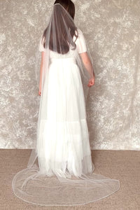 Pencil edge wedding veil